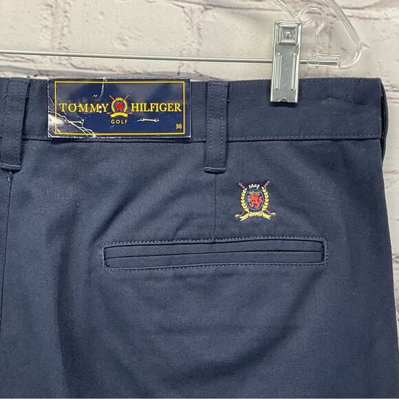Tommy Hilfiger Golf Shorts Men's Size 36 Navy Pleated Athleisure Travel Preppy - Picture 6 of 7
